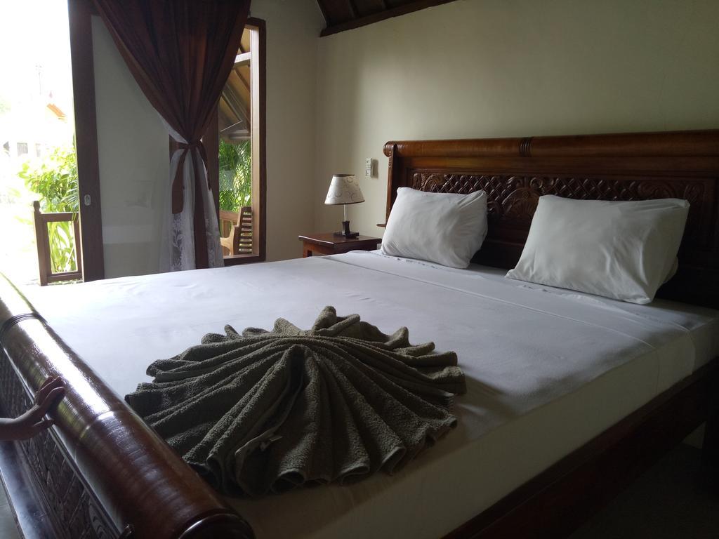 Rose Bungalow Hotel Pemenang Екстериор снимка