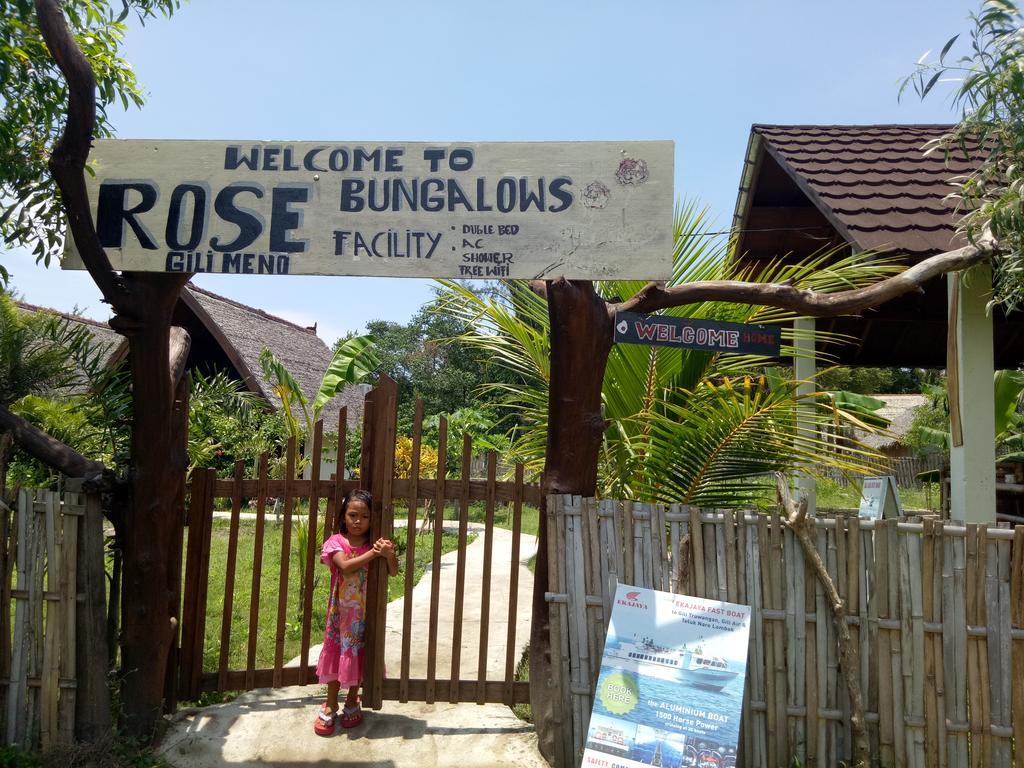 Rose Bungalow Hotel Pemenang Екстериор снимка