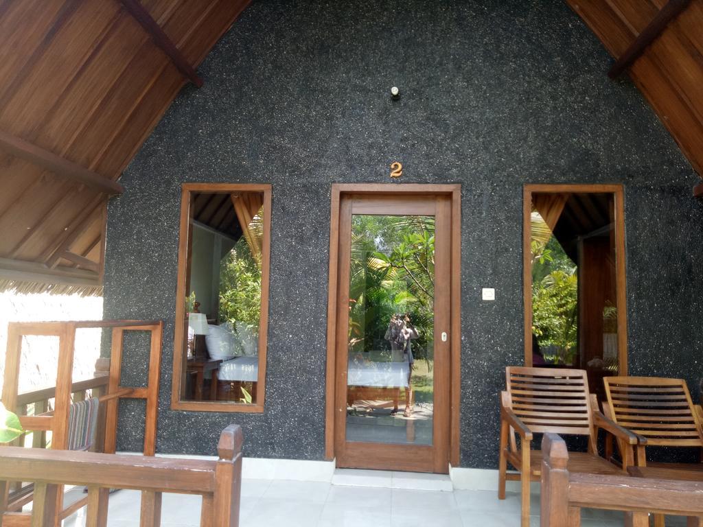 Rose Bungalow Hotel Pemenang Екстериор снимка