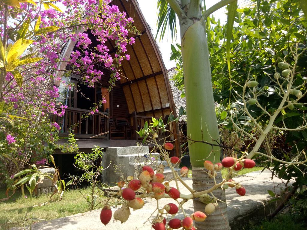Rose Bungalow Hotel Pemenang Екстериор снимка