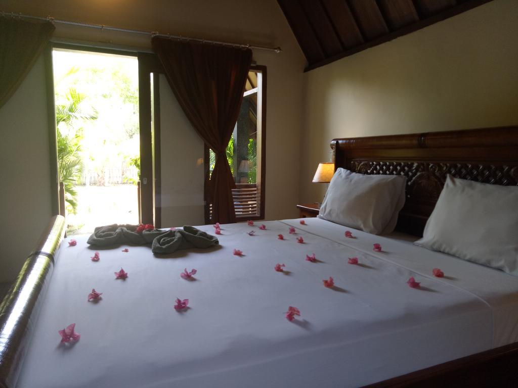 Rose Bungalow Hotel Pemenang Екстериор снимка