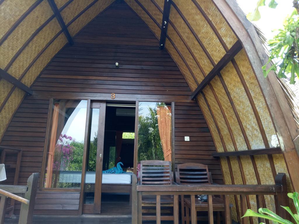 Rose Bungalow Hotel Pemenang Екстериор снимка